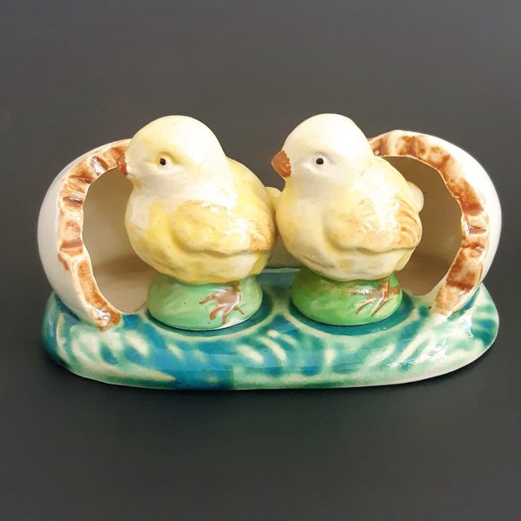 VTG Hatching Chicks in Eggs Shell Salt & Pepper Shakers Chicken Easter Farmhouse - Picture 4 of 13